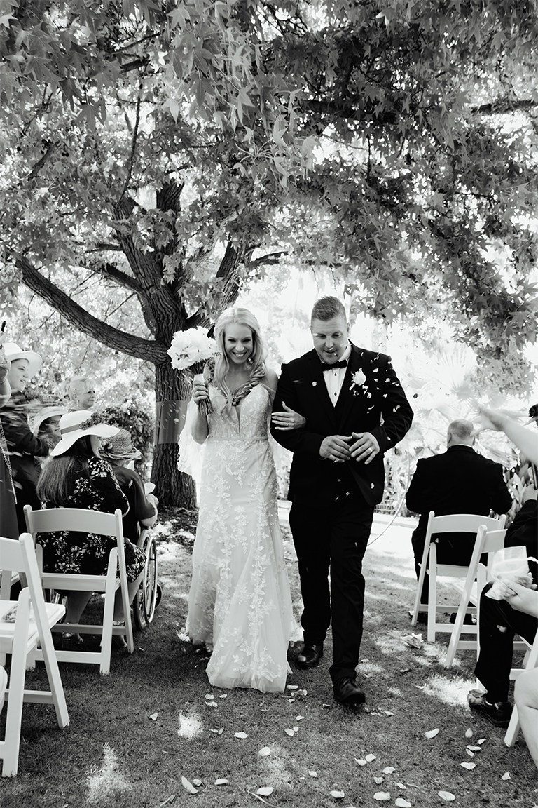 Rebecca & Tom Wedding Photography @ Williamstown Botanic Gardens